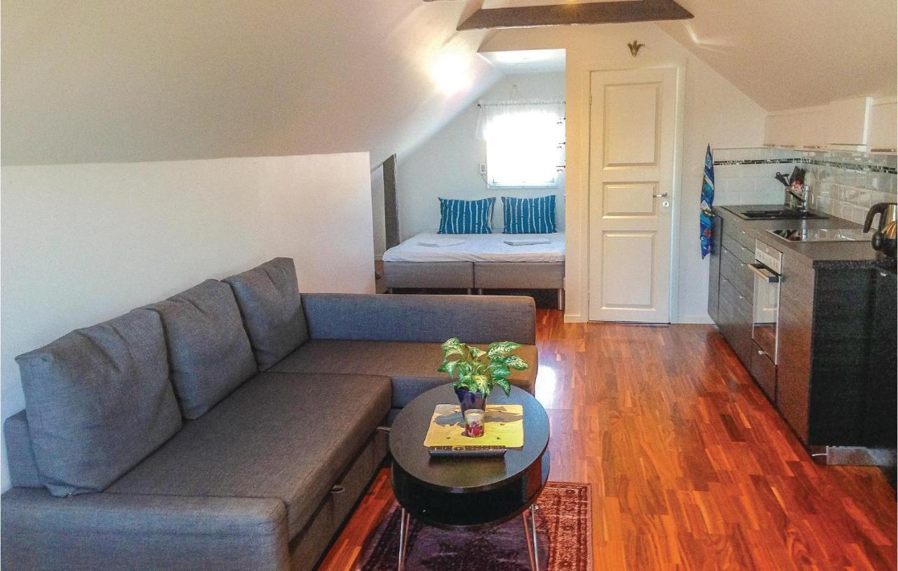 Cozy Apartment In Klintehamn With Wifi Exteriér fotografie